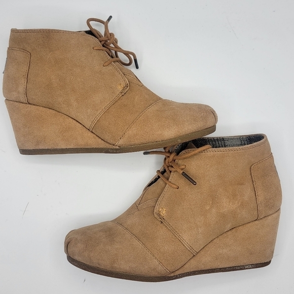 Tom heeled booties size 9.5 - Picture 5 of 12